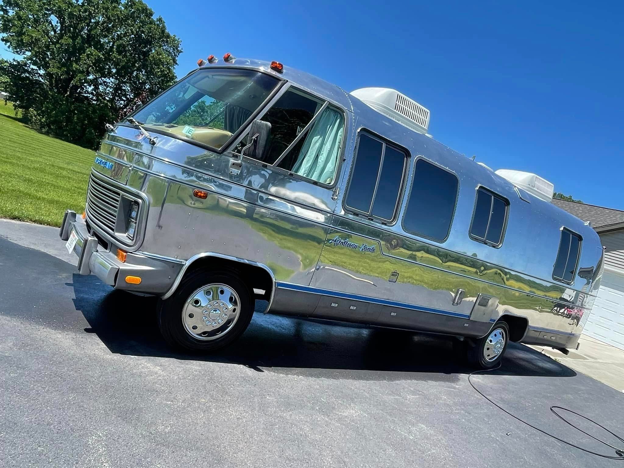 Vintage Airstream Motorhome — Polish & Detail preview