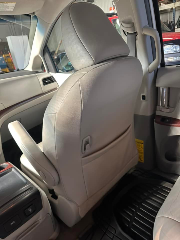 Auto Detailing - Toyota Sienna interior - Professional Detailing Wisconsin Dells