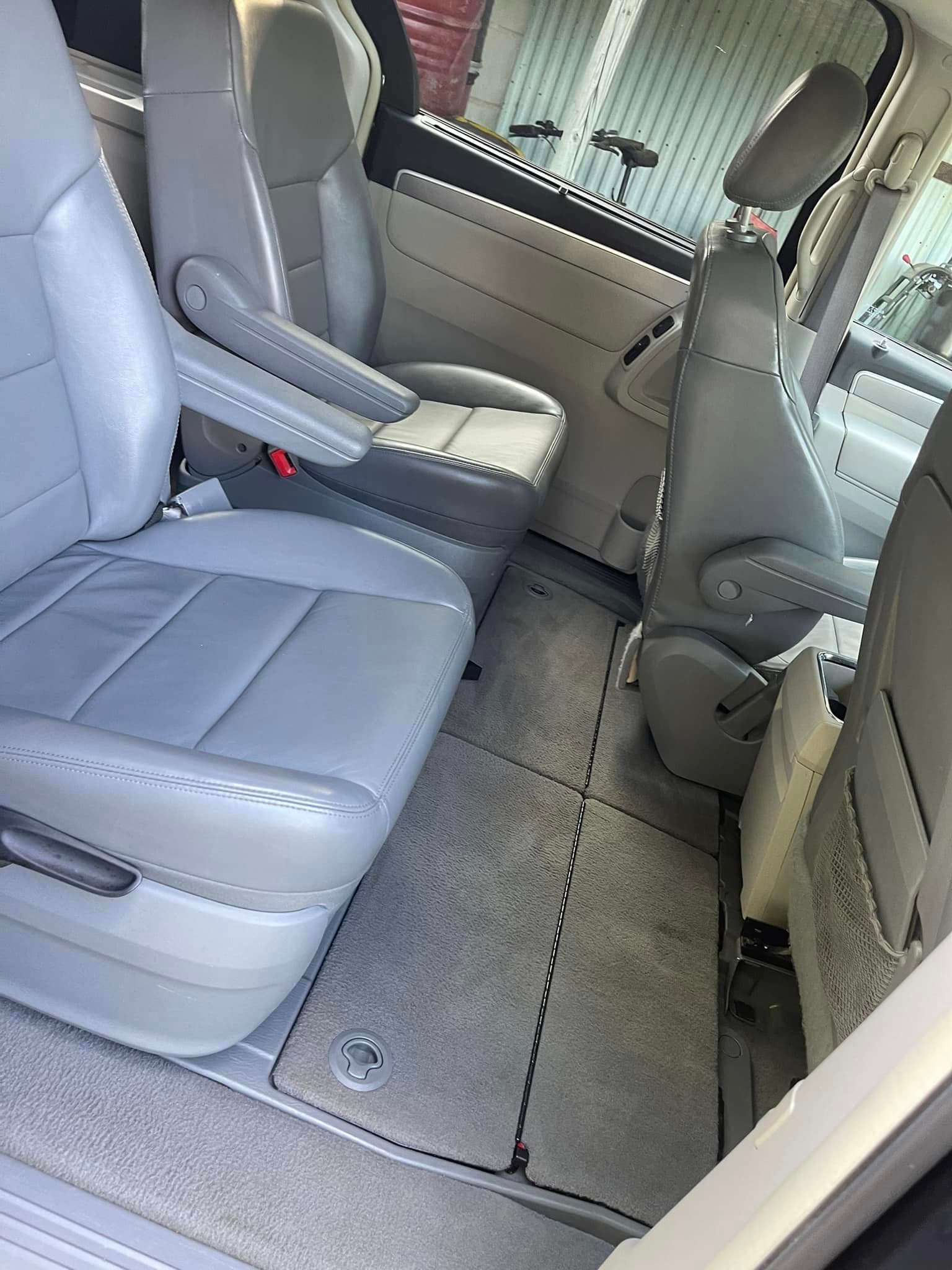 Family Van — Deep Cabin Reset preview